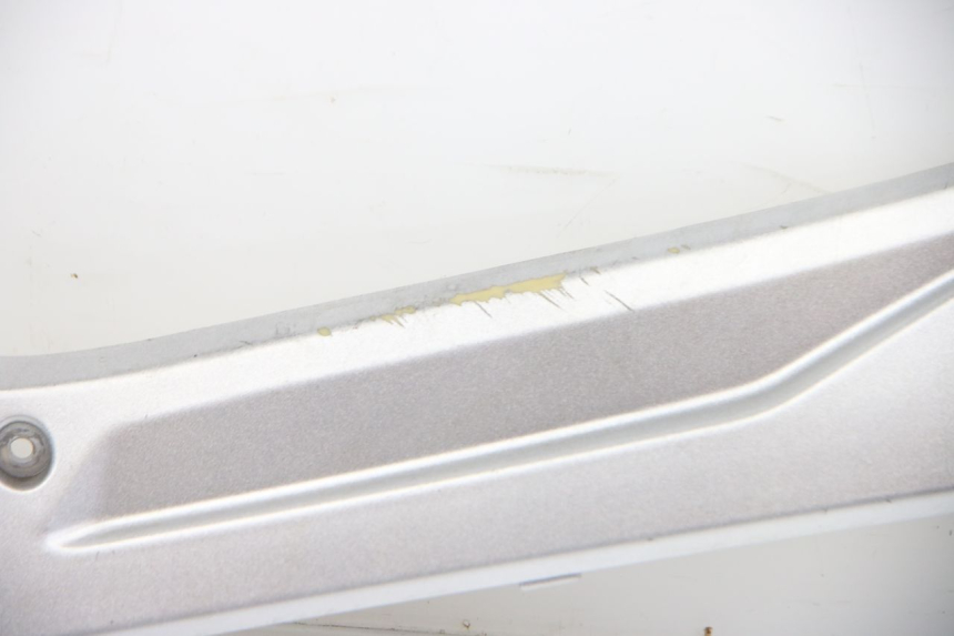 photo de OSŁONA POD LEWYM SIEDZENIEM EUROCKA MATADOR 4T 50 (2010 - 2016) - Punkty mocowania