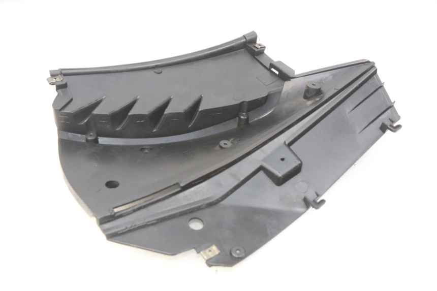 photo de OSŁONA POD LEWYM SIEDZENIEM EUROCKA MATADOR 4T 50 (2010 - 2016) - Szczegół części