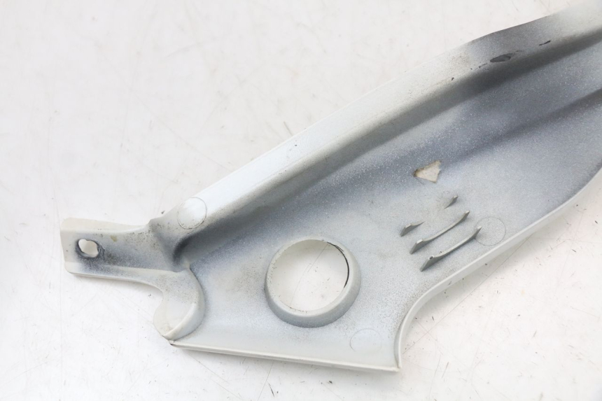 photo de OSŁONA POD LEWYM SIEDZENIEM MOTO GUZZI NORGE 8V GT 1200 (2011 - 2016) - Widok ogólny