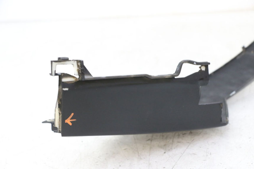 photo de OSŁONA POD LEWYM SIEDZENIEM PEUGEOT SPEEDFIGHT 3 LC 2T 50 (2009 - 2015) - Widok ogólny