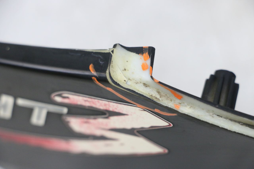 photo de OSŁONA POD LEWYM SIEDZENIEM PEUGEOT SPEEDFIGHT 3 LC 2T 50 (2009 - 2015) - Część sprawdzona