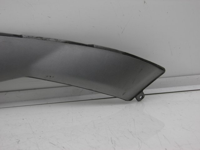 photo de OSŁONA POD LEWYM SIEDZENIEM PIAGGIO MP3 125 (2006 - 2014) - Szczegół części