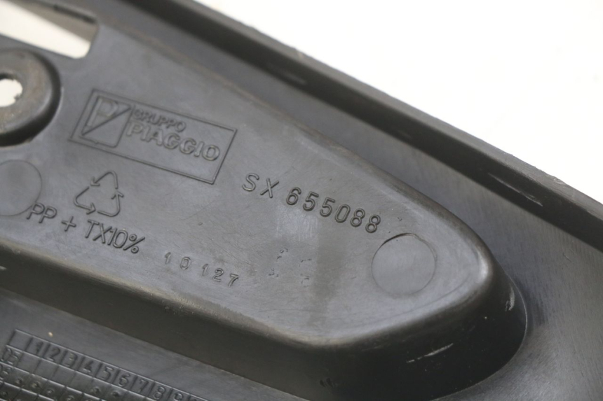 photo de OSŁONA POD LEWYM SIEDZENIEM GILERA RUNNER SP 50 (2009 - 2017) - Zoom stanu zużycia