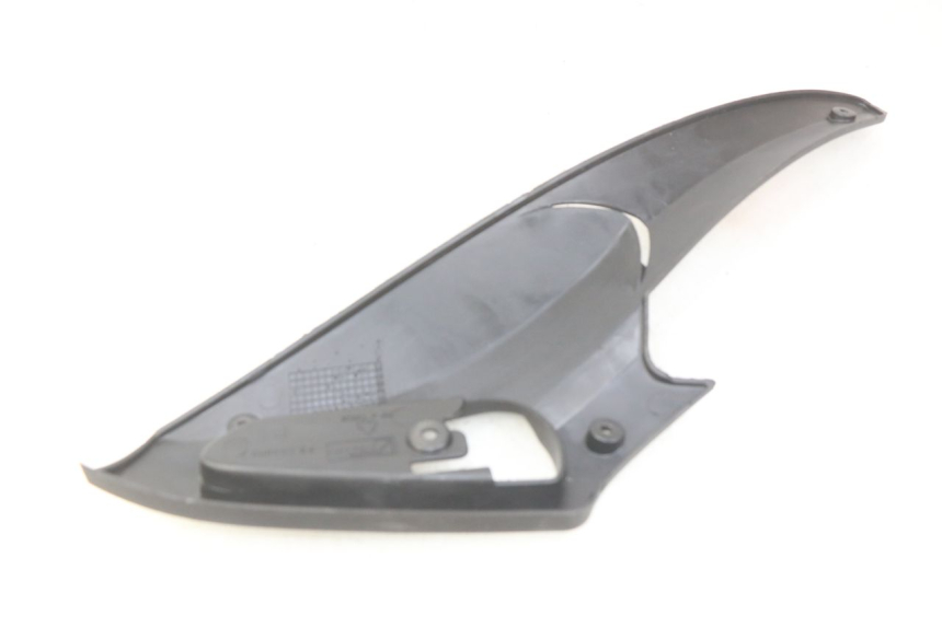 photo de OSŁONA POD LEWYM SIEDZENIEM GILERA RUNNER SP 50 (2009 - 2017) - Inny kąt widzenia