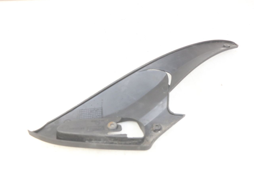 photo de OSŁONA POD LEWYM SIEDZENIEM GILERA RUNNER SP 50 (2009 - 2017) - Inny kąt widzenia