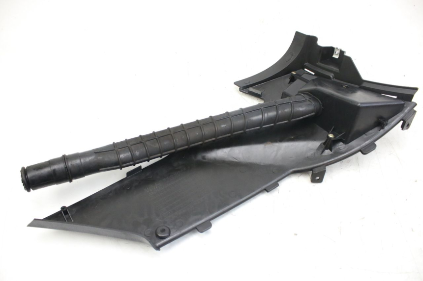 photo de OSŁONA POD LEWYM SIEDZENIEM DAELIM S2 FI 125 (2008 - 2017) - Zbliżenie techniczne