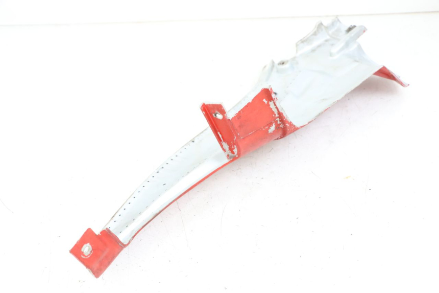 photo de OSŁONA POD LEWYM SIEDZENIEM APRILIA SR CARB LC 2T 50 (2004 - 2012) - Szczegół części