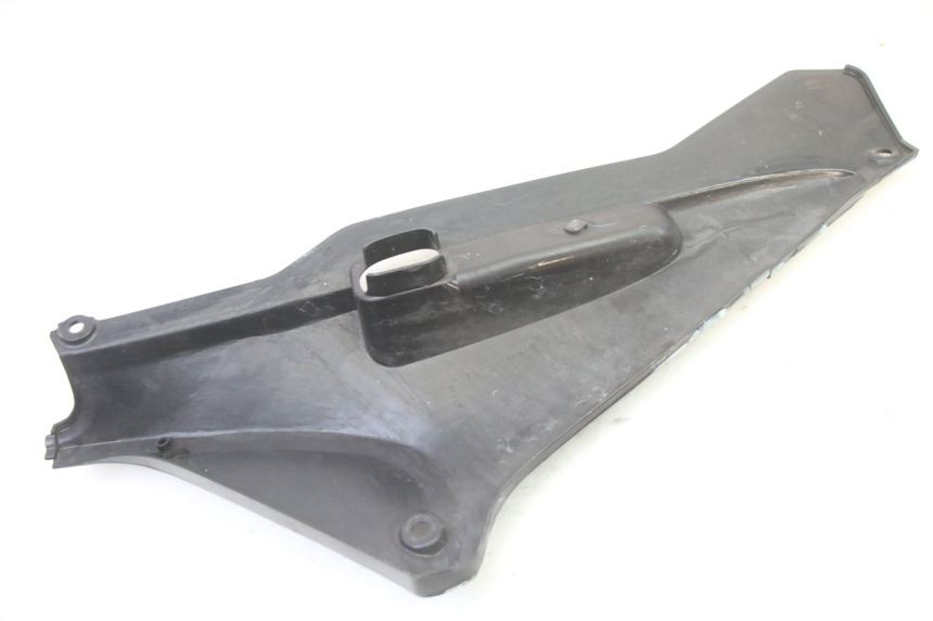 photo de OSŁONA POD LEWYM SIEDZENIEM HONDA ST PAN EUROPEAN 1300 (2002 - 2013) - Inny kąt widzenia