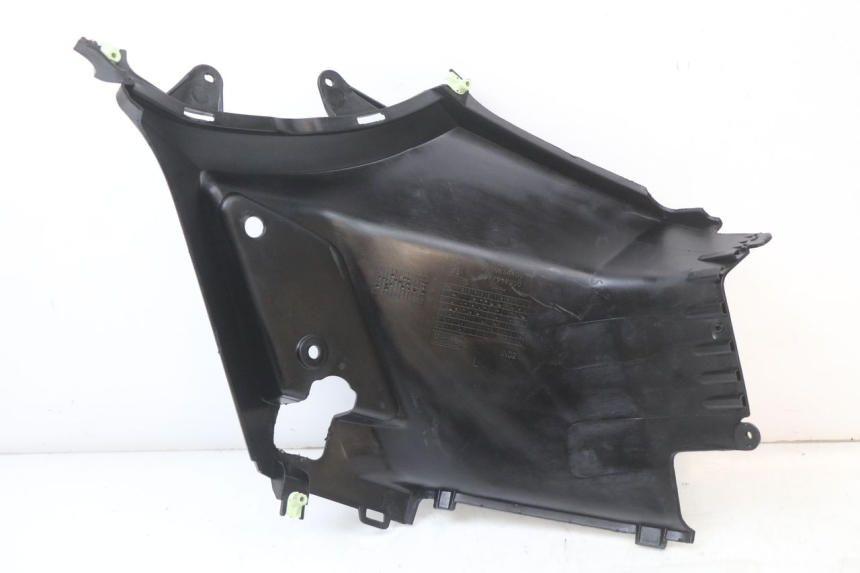 photo de OSŁONA POD LEWYM SIEDZENIEM PEUGEOT STREETZONE I 2T 50 (2018 - 2020) - Zoom stanu zużycia