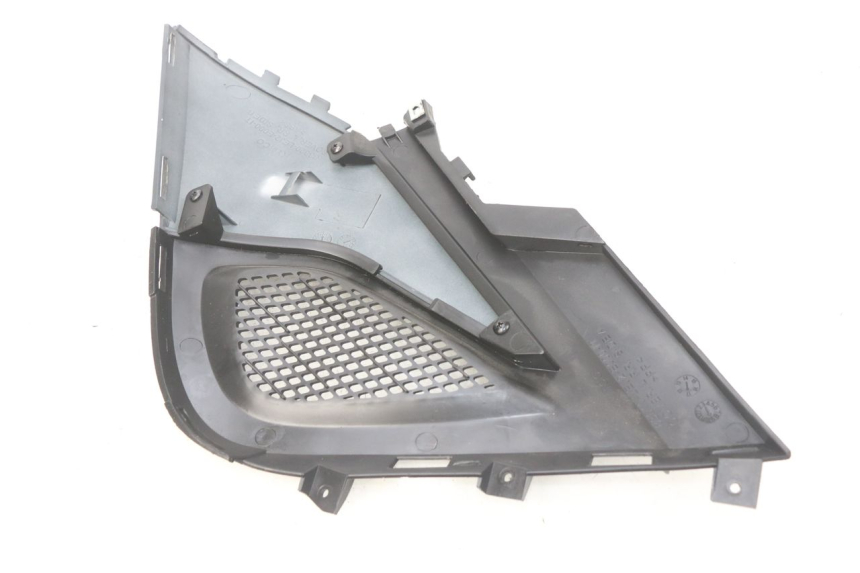 photo de OSŁONA POD LEWYM SIEDZENIEM KYMCO SUPER 8 4T 50 (2018 - 2020) - Zoom stanu zużycia