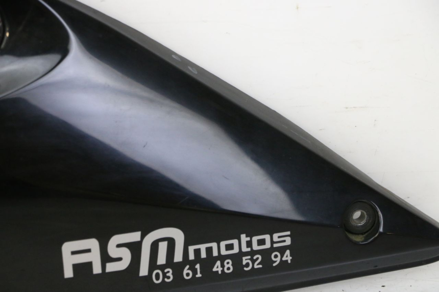 photo de OSŁONA POD LEWYM SIEDZENIEM SUZUKI GSF S BANDIT 600 (2000 - 2004) - Oznaczenia i referencje