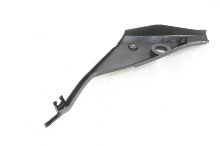 photo de OSŁONA POD LEWYM SIEDZENIEM YAMAHA TZR 50 (2008 - 2016) - Zoom stanu zużycia