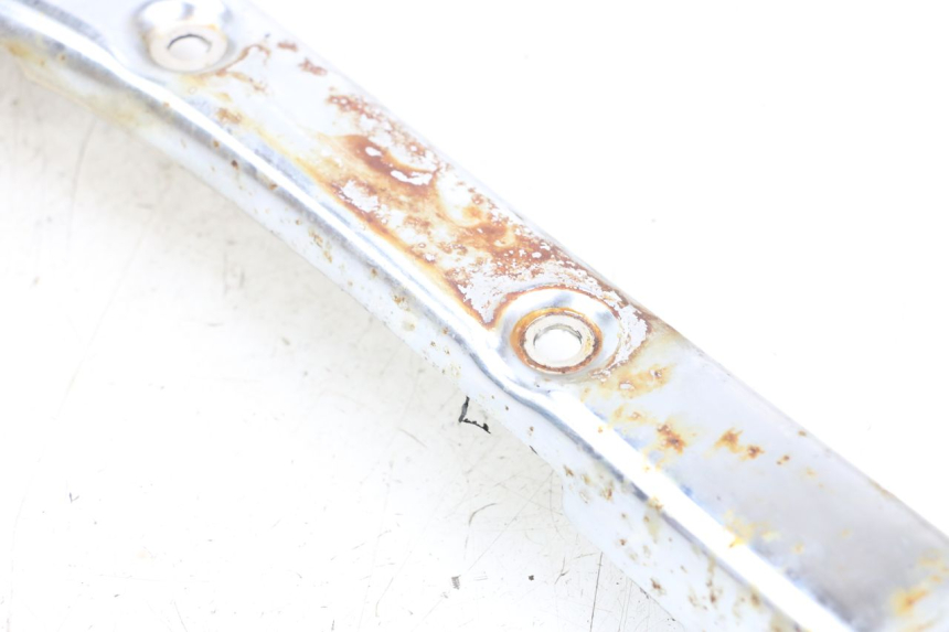 photo de OSŁONA POD LEWYM SIEDZENIEM DAELIM VL DAYSTAR 125 (2000 - 2011) - Zbliżenie techniczne