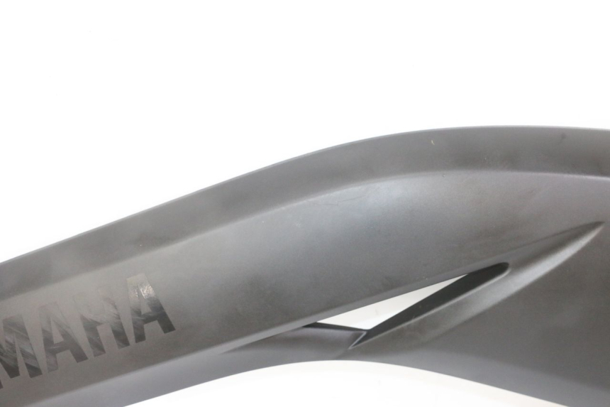 photo de OSŁONA POD LEWYM SIEDZENIEM YAMAHA X-MAX XMAX 125 (2010 - 2013) - Zbliżenie komponentów