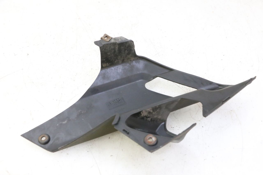 photo de OSŁONA POD LEWYM SIEDZENIEM YAMAHA X-MAX XMAX 250 (2006 - 2009) - Inny kąt widzenia