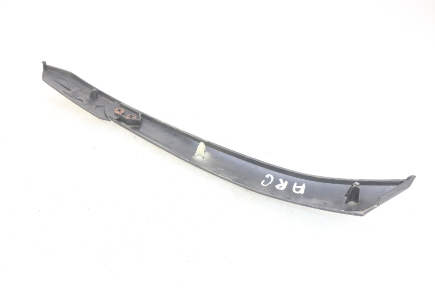 photo de OSŁONA POD LEWYM SIEDZENIEM PIAGGIO XEVO - X EVO 125 (2007 - 2017) - Szczegół części