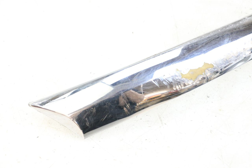 photo de OSŁONA POD LEWYM SIEDZENIEM PIAGGIO XEVO - X EVO 125 (2007 - 2017) - Widok ogólny