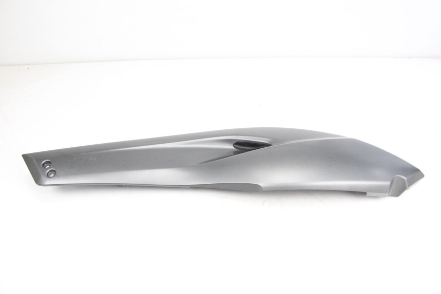 photo de OSŁONA POD LEWYM SIEDZENIEM YAMAHA XP T-MAX TMAX 500 (2008 - 2012) - Szczegół części