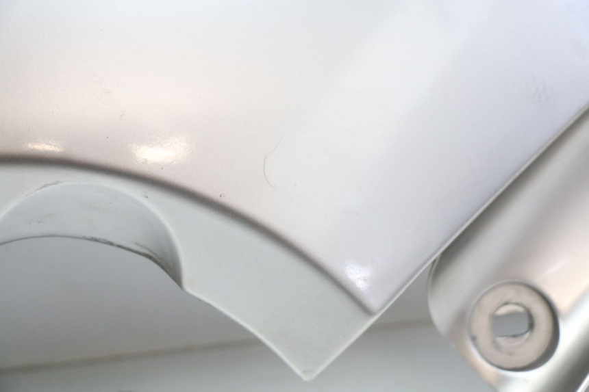 photo de OSŁONA POD LEWYM SIEDZENIEM YAMAHA XP T-MAX TMAX 500 (2004 - 2007) - Stan powierzchni