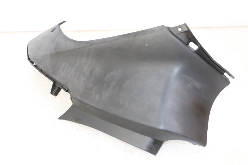 photo de OSŁONA POD LEWYM SIEDZENIEM YAMAHA NEOS NEO'S 4T 50 (2008 - 2016) - Inny kąt widzenia