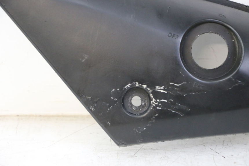 photo de OSŁONA POD LEWYM SIEDZENIEM YAMAHA TZR 50 (2008 - 2016) - Widok ogólny