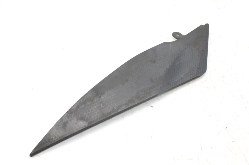 photo de OSŁONA POD LEWYM SIEDZENIEM YAMAHA YZF R1 1000 (2007 - 2008) - Stan powierzchni