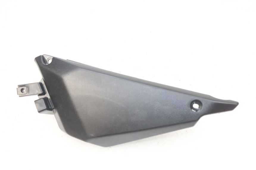 photo de OSŁONA POD LEWYM SIEDZENIEM KAWASAKI Z 650 (2016 - 2019) - Widok główny