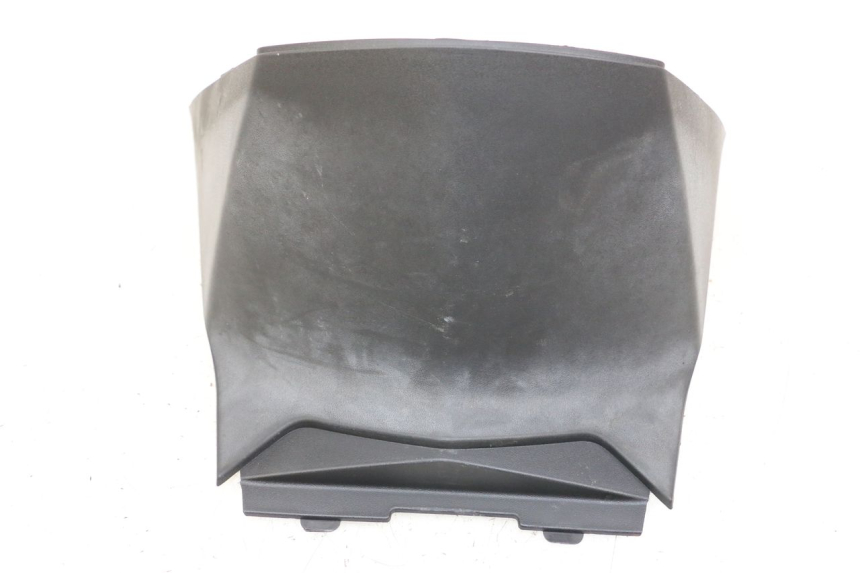 photo de OSŁONA POD SIEDZENIEM PEUGEOT GEOPOLIS RS 125 (2007 - 2009) - Szczegół części