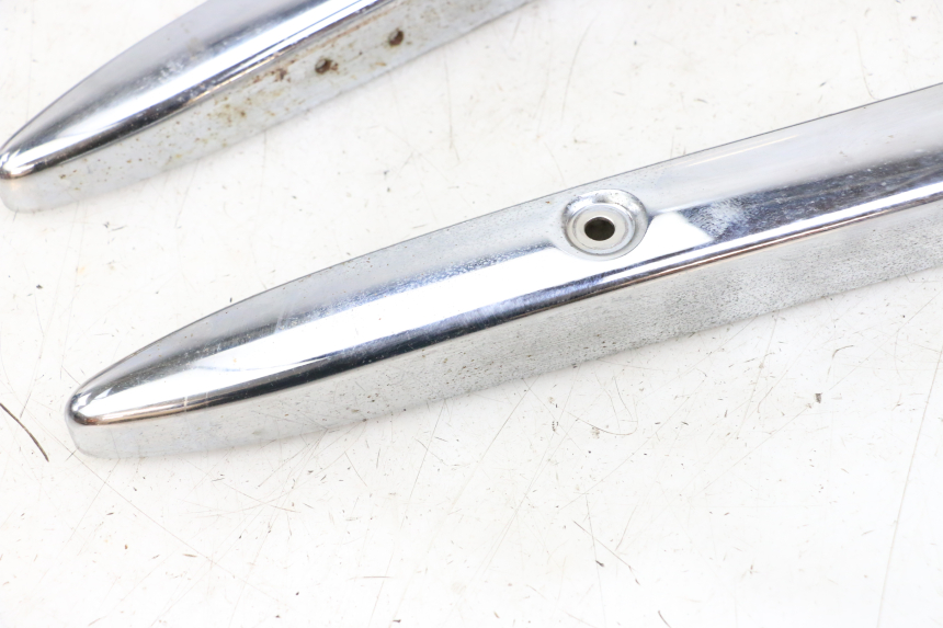 photo de OSŁONA POD SIEDZENIEM SUZUKI GZ MARAUDER 125 (1998 - 2004) - Inny kąt widzenia