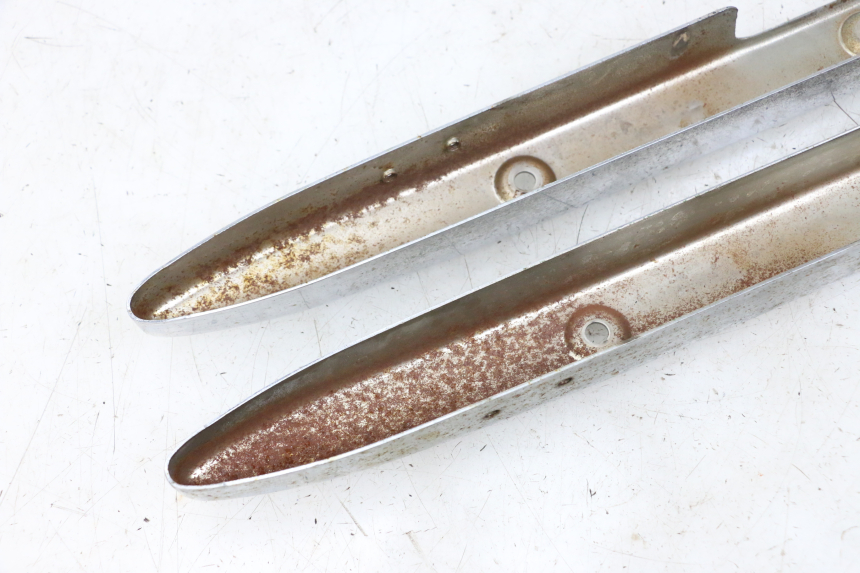 photo de OSŁONA POD SIEDZENIEM SUZUKI GZ MARAUDER 125 (1998 - 2004) - Stan powierzchni