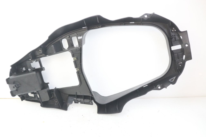 photo de OSŁONA POD SIEDZENIEM REVATTO IMPERATOR 125 (2007 - 2015) - Punkty mocowania