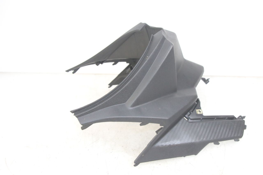 photo de OSŁONA POD SIEDZENIEM SYM JET 14 4T 50 (2018 - 2022) - Zoom stanu zużycia