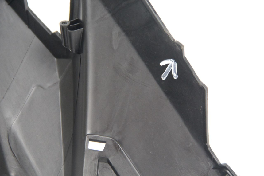 photo de OSŁONA POD SIEDZENIEM SYM JET 4 4T 50 (2018 - 2021) - Punkty mocowania