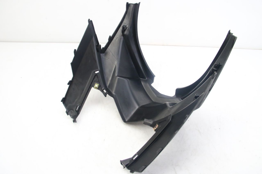 photo de OSŁONA POD SIEDZENIEM SYM JET 4 4T 50 (2018 - 2021) - Punkty mocowania