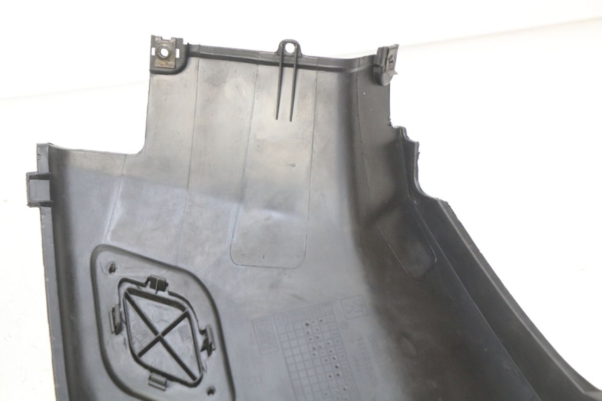 photo de OSŁONA POD SIEDZENIEM PEUGEOT KISBEE 4T 50 (2010 - 2017) - Punkty mocowania