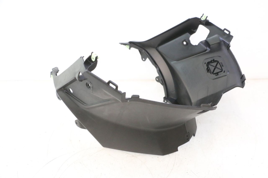 photo de OSŁONA POD SIEDZENIEM PEUGEOT KISBEE 4T 50 (2023 - 2026) - Punkty mocowania
