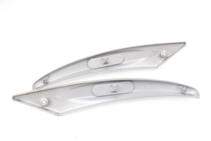 photo de OSŁONA POD SIEDZENIEM PIAGGIO LIBERTY 4T 50 (2004 - 2008) - Zoom stanu zużycia