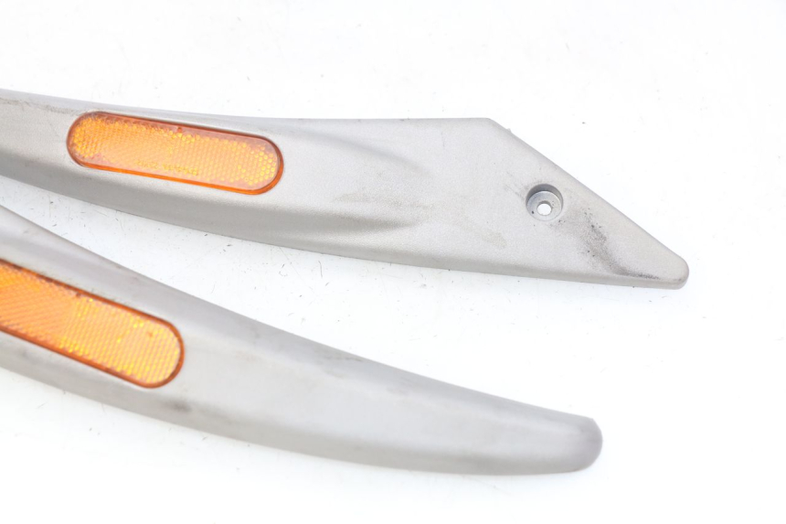 photo de OSŁONA POD SIEDZENIEM PIAGGIO LIBERTY 4T 50 (2004 - 2008) - Inny kąt widzenia