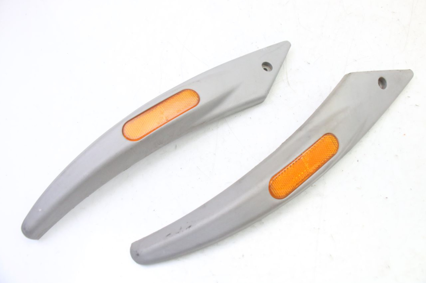 photo de OSŁONA POD SIEDZENIEM PIAGGIO LIBERTY 4T 50 (2009 - 2015) - Szczegół części