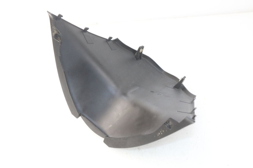 photo de OSŁONA POD SIODŁEM PIAGGIO LIBERTY IGET 4T 50 (2015 - 2020) - Szczegół części