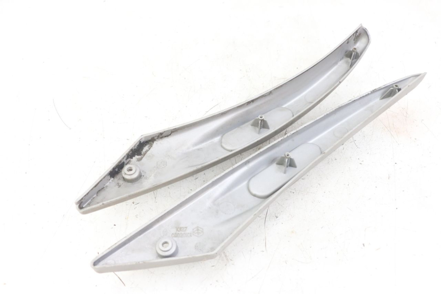 photo de OSŁONA POD SIEDZENIEM PIAGGIO LIBERTY 125 (2009 - 2013) - Szczegół części