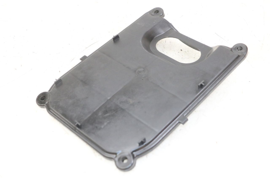 photo de OSŁONA POD SIEDZENIEM MASAI XL 50 (2012 - 2019) - Widok główny