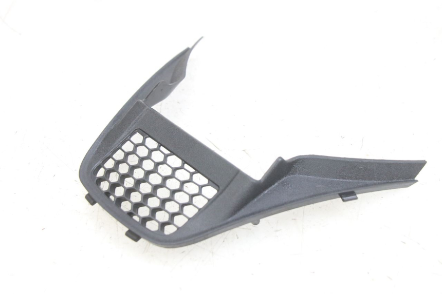 photo de OSŁONA POD SIEDZENIEM PIAGGIO MEDLEY 125 (2016 - 2023) - Zoom stanu zużycia