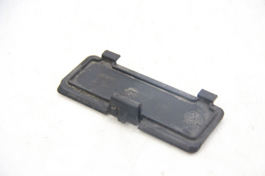 photo de OSŁONA POD SIODŁEM PIAGGIO MP3 125 (2006 - 2014) - Zoom stanu zużycia