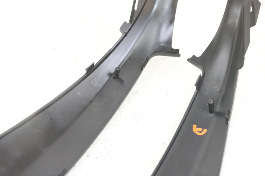 photo de OSŁONA POD SIEDZENIEM PIAGGIO NRG POWER PUREJET 50 (2018 - 2021) - Zbliżenie techniczne