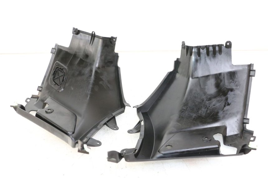 photo de OSŁONA POD SIEDZENIEM PEUGEOT KISBEE 4T 50 (2018 - 2022) - Inny kąt widzenia