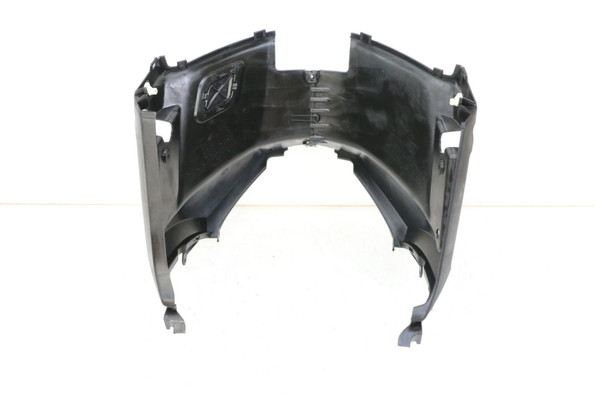 photo de OSŁONA POD SIEDZENIEM PEUGEOT KISBEE 4T 50 (2018 - 2022) - Zbliżenie techniczne