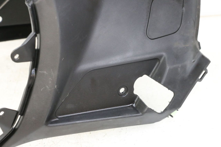 photo de OSŁONA POD SIEDZENIEM PEUGEOT KISBEE 4T 50 (2018 - 2022) - Widok ogólny