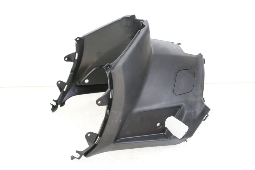 photo de OSŁONA POD SIEDZENIEM PEUGEOT KISBEE 4T 50 (2018 - 2022) - Punkty mocowania