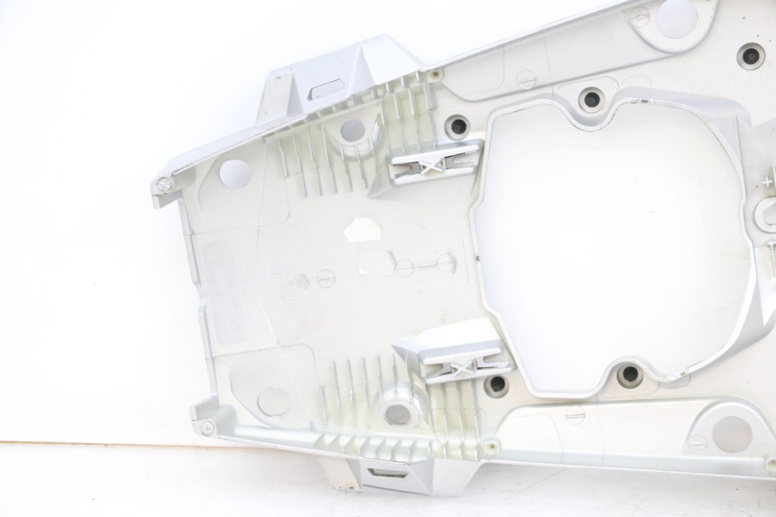 photo de OSŁONA POD SIEDZENIEM BMW R GS 1250 (2021 - 2024) - Kontrola wizualna